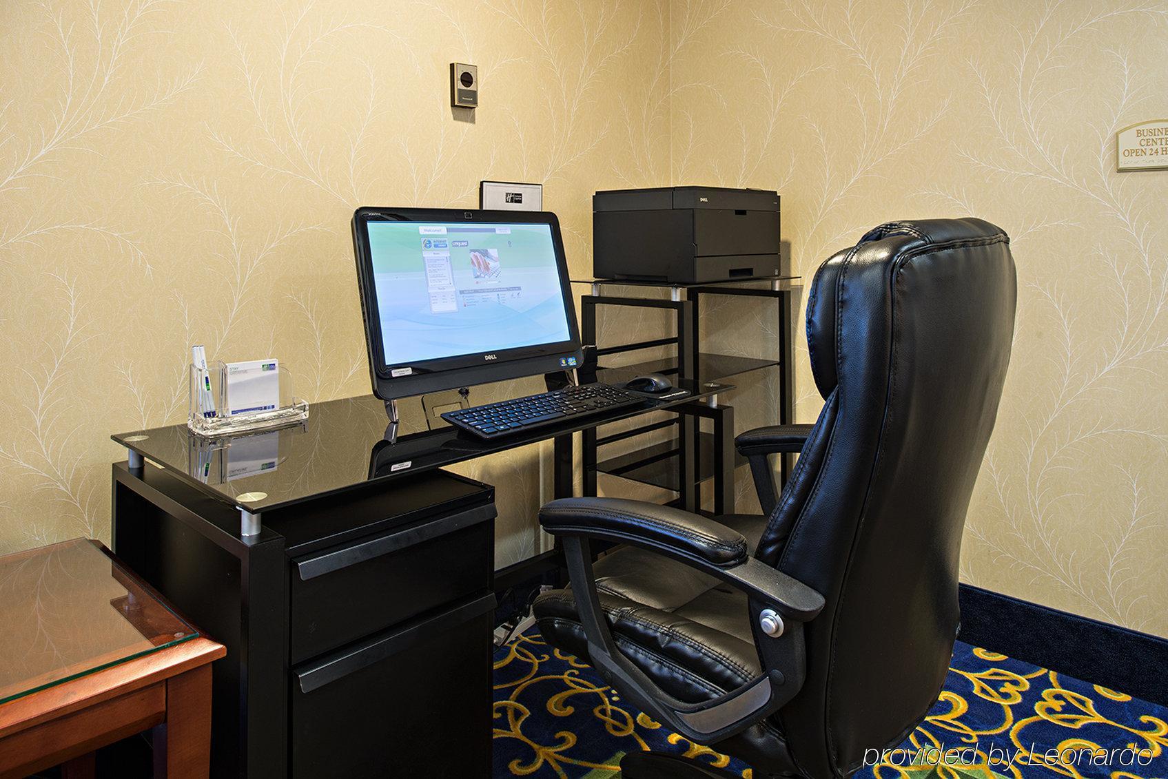 Holiday Inn Express Philadelphia Ne - Langhorne By Ihg Servis gambar